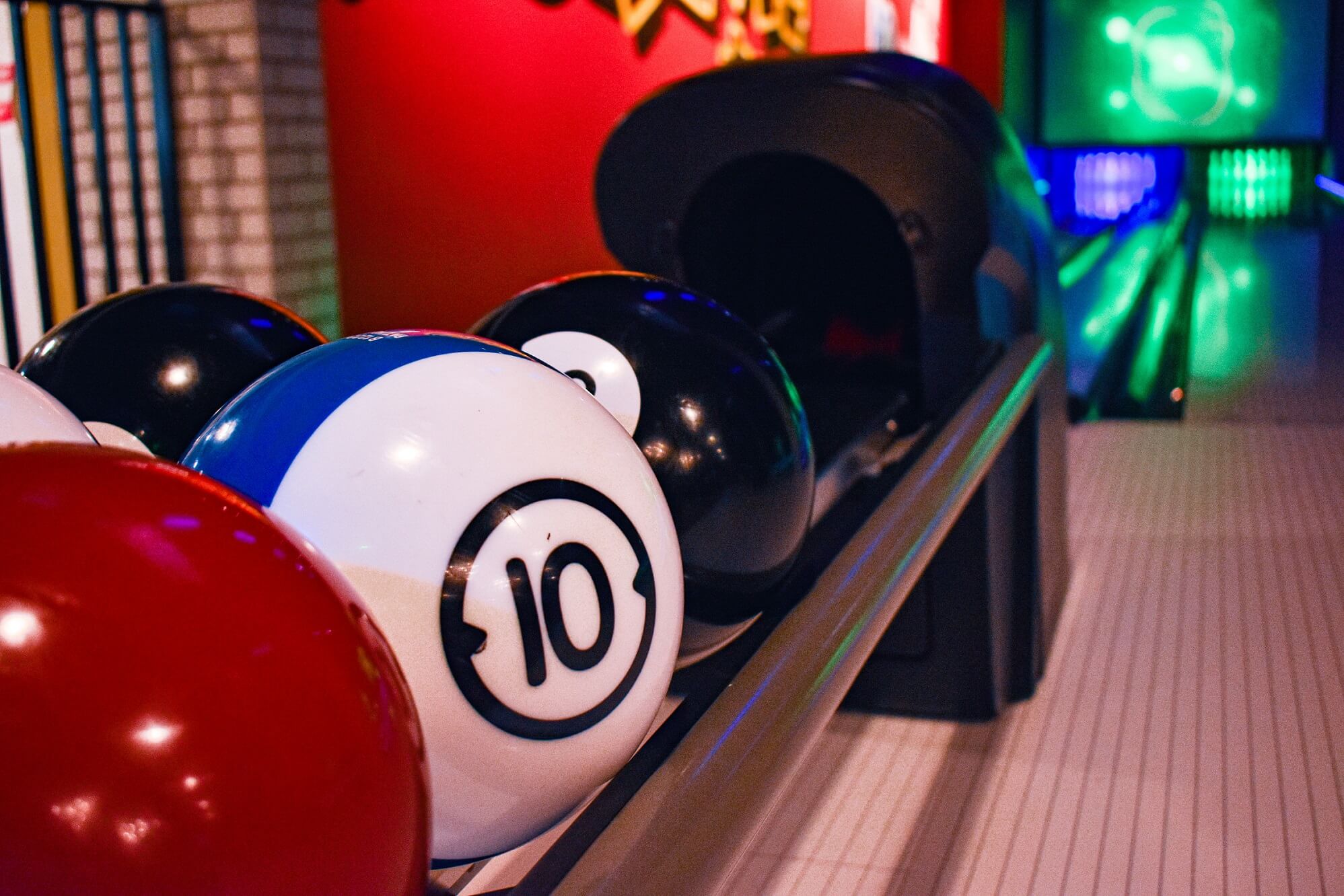 bowling near Tampa, in carrollwood tampa