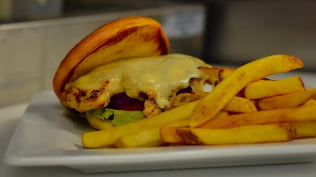 1UP Entertainement sandwhich