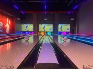 Friday Night Fun in Tampa 1UP Entertainment + Social