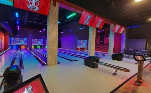 Bowling in Tampa Just Got Better at 1UP Entertainment